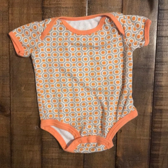 Set of Baby Dumping 0-3 month Tees - Picture 2 of 7